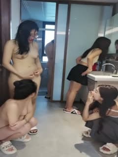 在女友面前操她的闺蜜们，太刺激了